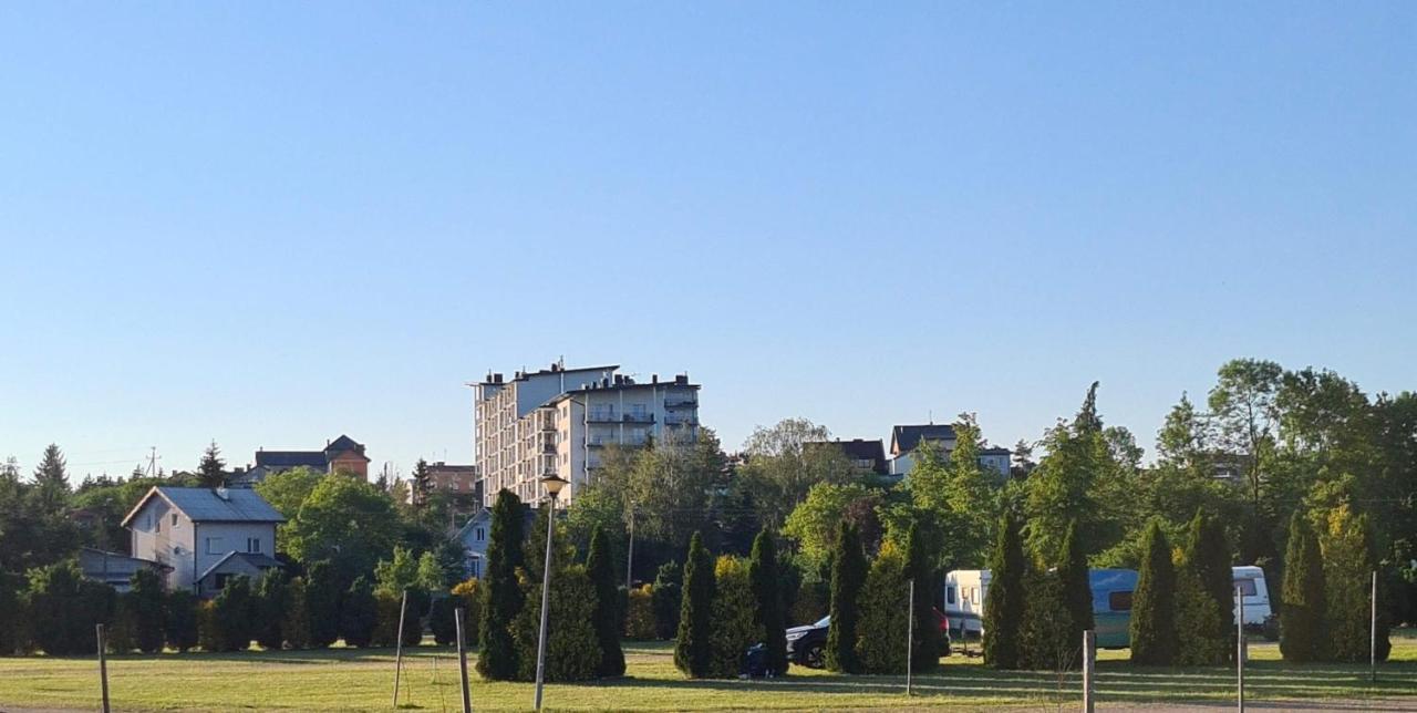 Sloneczny Apartament Warka Exterior foto