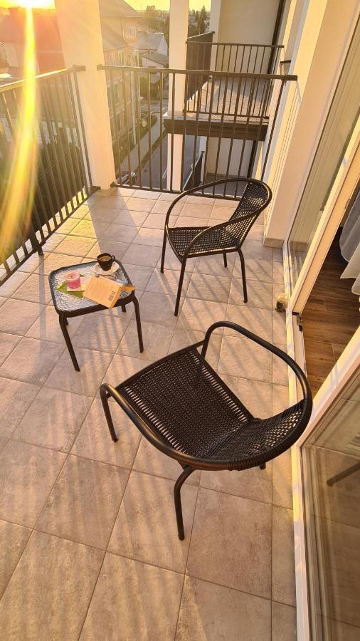 Sloneczny Apartament Warka Exterior foto